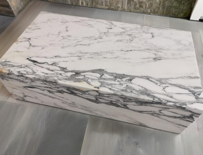Arabescato marble coffee table-90x50x25cm-tavolino moderno in arabescato-Table basse en arabescato -table de salon moderne-tavolino da caffè image 2