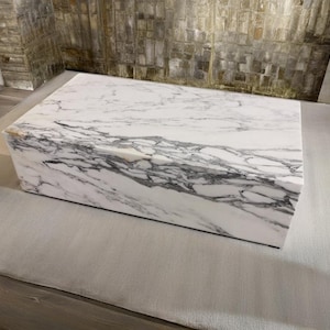 Arabescato marble coffee table-90x50x25cm-tavolino moderno in arabescato-Table basse en arabescato -table de salon moderne-tavolino da caffè image 5