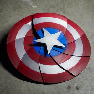 Scudo di Capitan America (pieghevole)