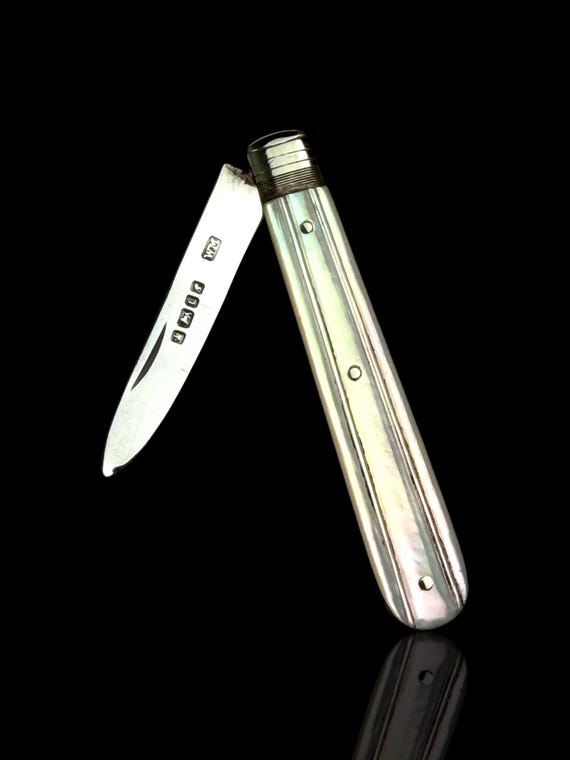Antique Mother of Pearl and Sterling Silver Pocket Knife. 1878, William Moulson, England.