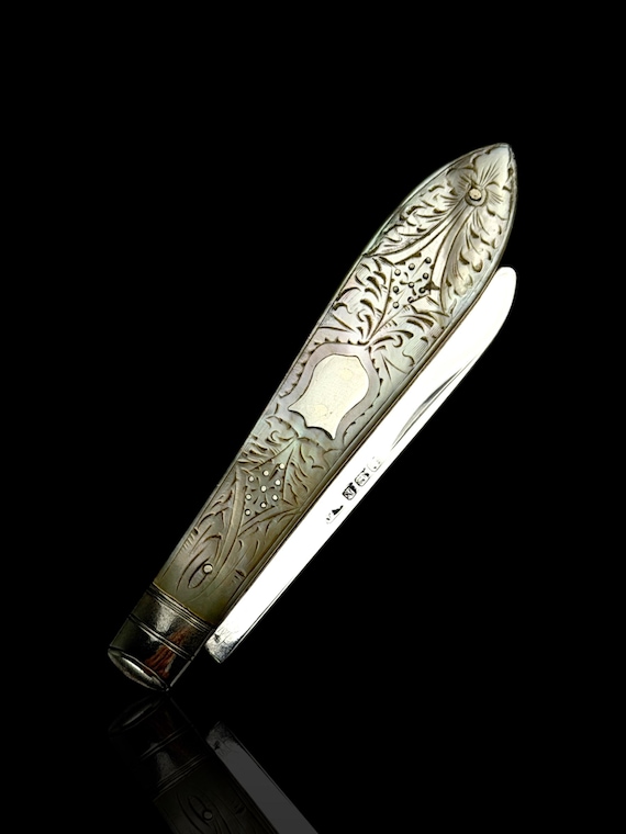 Victorian Mother of Pearl & Sterling Silver Folding Pocket Knife: 1885, England. Cased.