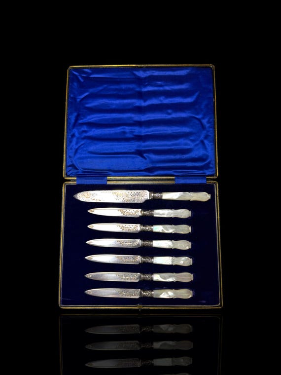 Antique Set of Knives. Mother of Pearl and Silver Plate. Cased.
