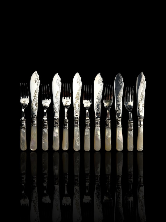 Antique Fish Serving Knives and Forks. Mother of Pearl and Silver Plate. Cased.