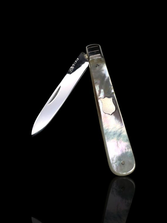 A Victorian Antique Sterling Silver & Mother-of-Pearl Folding Penknife. Made by George Unite in 1887, England.