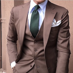 Men Suit Slim Fit Premium Three Piece Brown Mens Suit for Wedding, Engagement, Anniversary, Prom, Groom wear and GroomsMen Suit Slim Fits