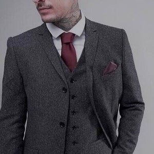 Men Custom Suit Bespoke Suit Tweed Three Piece Vintage Style  Grey Men's Suit for Wedding, Engagement, Winter, Groom Wear And Grooms Men