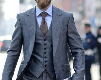 Three-Piece Vintage Men’s Suit - Slim Fit Grey for Weddings