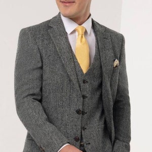 Stylish Custom Suit Three Piece Grey Herringbone Men&#39;s Suit For Wedding, Engagement, Prom, Winter Grooms Wear And Grooms Men