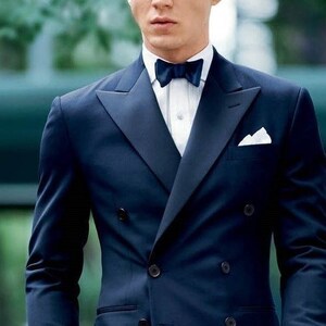 Men Custom Slim Fit Suit Classy Double Breast Two Piece Navy blue Men&#39;s Suit for Wedding, Engagement, Prom, Groom wear and Groomsmen Suits