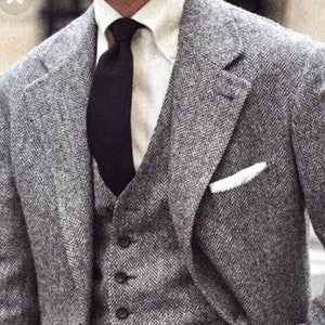 Men Custom Suit Herringbone Tweed Wool Three Piece Vintage Style Grey Men&#39;s Suit For Wedding, Winter, Groom Wear And Grooms Men