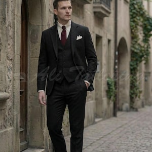 Costume trois pièces en tweed gris : veste, gilet et pantalon en laine personnalisés image 5