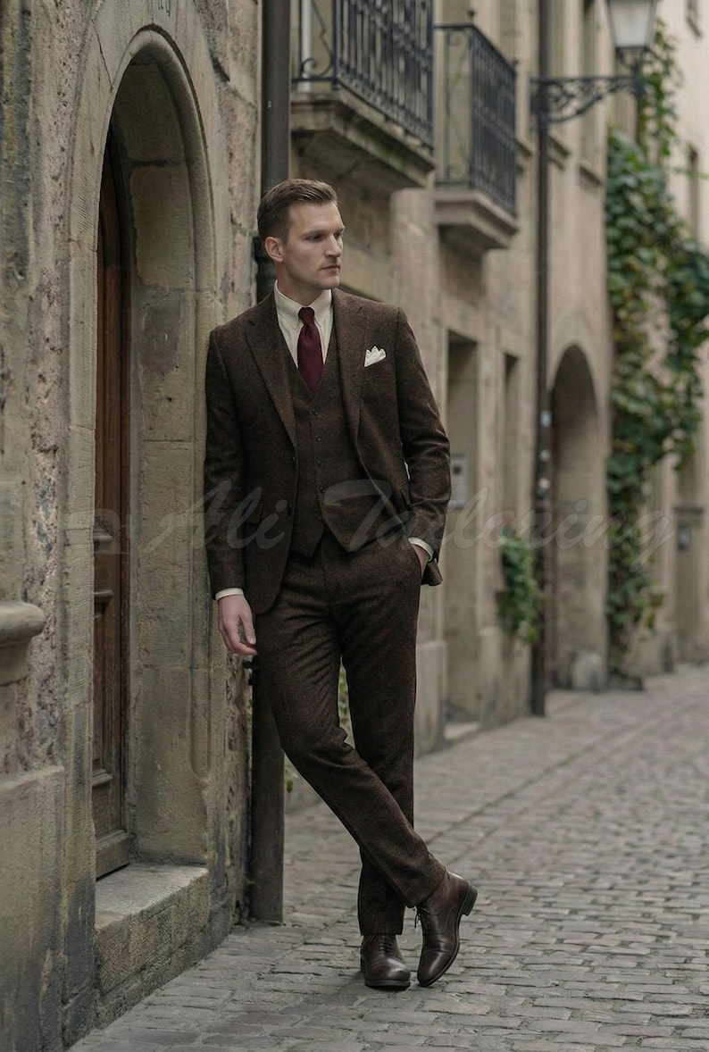 Costume trois pièces en tweed gris : veste, gilet et pantalon en laine personnalisés image 6