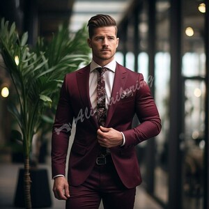 Traje elegante de dos piezas color vino para hombre, ideal para bodas, compromisos, aniversarios, graduaciones, novios y trajes de corte entallado.