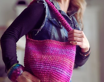 Crochet pattern to create a beautiful Rosemary bag, ideal for yourself or as a gift! Crochet pattern bag simple and fun