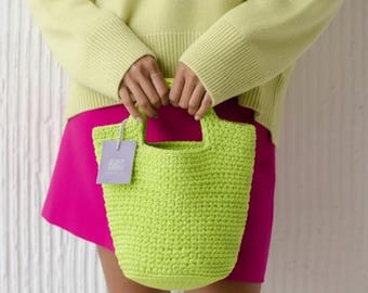 Super easy-to-follow crochet Boho clutch bag pattern | ENGLISH PDF | Sweet crochet gift for friends | Bridesmaid bag crochet pattern