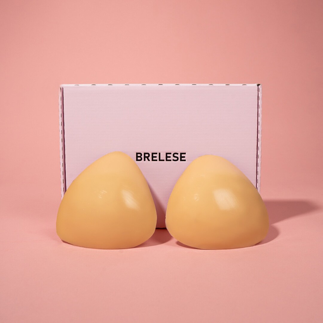 Lightweight Triangle Silicone Breast Form - Mastectomy Prosthesis Enhancer Insert (Beige, 225g)