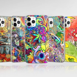Puede incluir: Conjunto de cuatro fundas de teléfono coloridas con diseños psicodélicos. Cada funda presenta un patrón diferente con colores vibrantes, incluyendo azul, verde, amarillo, rojo y morado. Los diseños son intrincados y abstractos, con remolinos, líneas y formas.