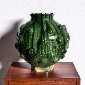 Large Green Tamegroute Vase, Handmade Moroccan Pottery Vase, Sculptural Round Vase, Textured Ceramic Decor, Moroccan Home Decor
