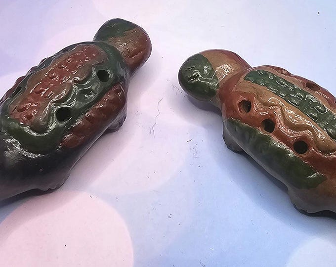 Set of 2Clay pottery animal flute whistles Handmade Pre-Columbian style A9/07