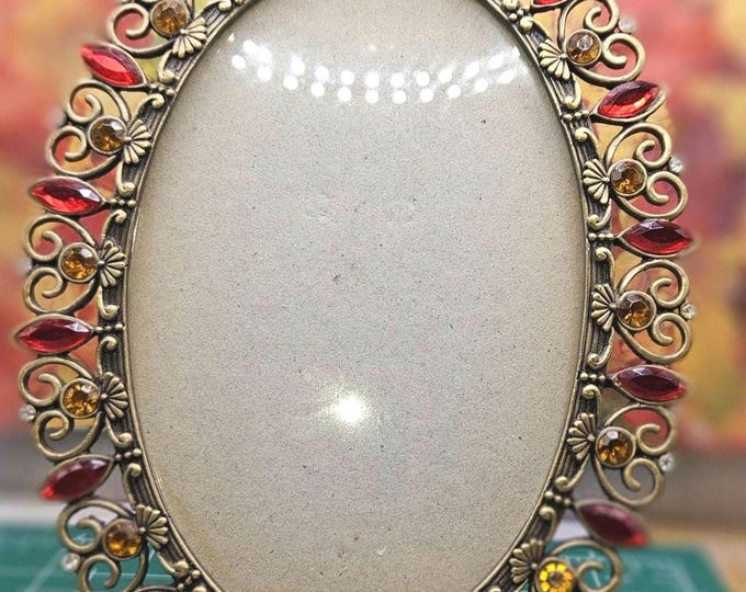 Vintage 90s Enamel Picture frame with crystals B6/4