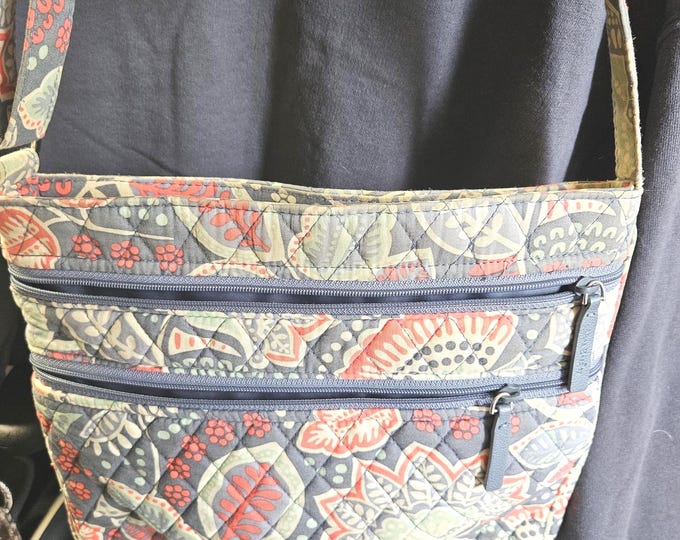 Vera Bradley Crossbody Bag: Quilted Hipster Purse in Nomadic Floral Design with Gray, Mint, and Coral Colors.