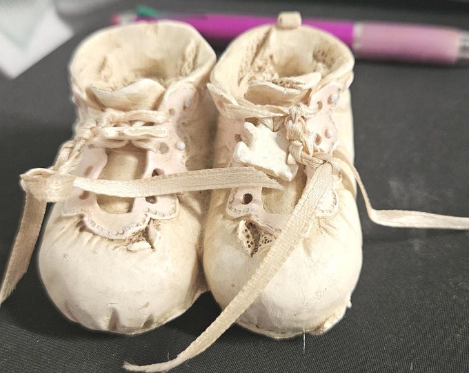 S.S. Sarna Collectible Figurine: Small Pair of Baby Girl Shoes - Paperweight. C7/24