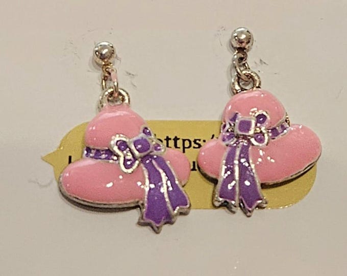 Vintage pink hat with purple ribbon stud earring