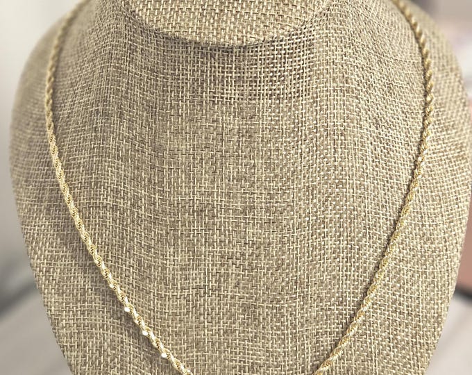 Classic Monet gold-tone rope chain necklace