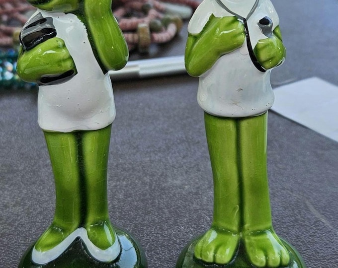 Vintage Norcrest Frog figurines. One Doctor and a nurse. K530 and K531.