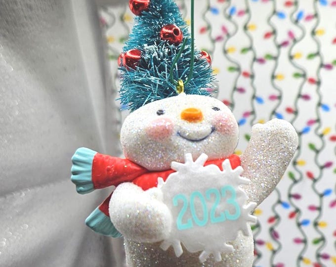 2023 Hallmark keep sake "Festive Snowman" B2/14