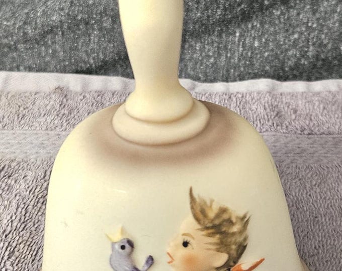 M.J. Hummel, 1978 Fifth Edition Annual Bell, HUM 700, handcrafted by Goebel, Germany, A6/26.