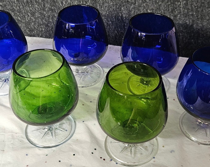 Vintage Sasaki Crystal Stemware in Cobalt Blue. Set of 4 A8/20i