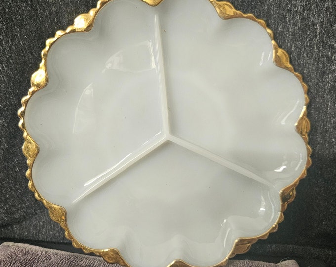 Vintage 10" Fire King Anchor Hocking Milk Glass Divided Relish Plate w/Gold Trim D4/9