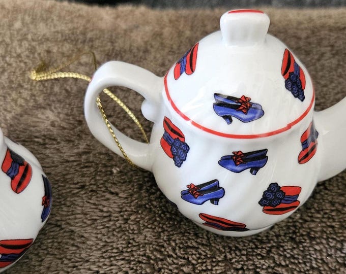 Red Hat Society Teapot Christmas Tree Ornament Purple Shoes Ceramic Mini Tea Pot A4/22