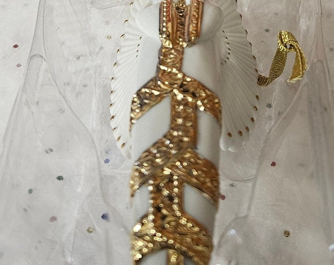 Hallmark Keepsake Ornament 2002 Angelic Visitation, Angel Christmas Ornament