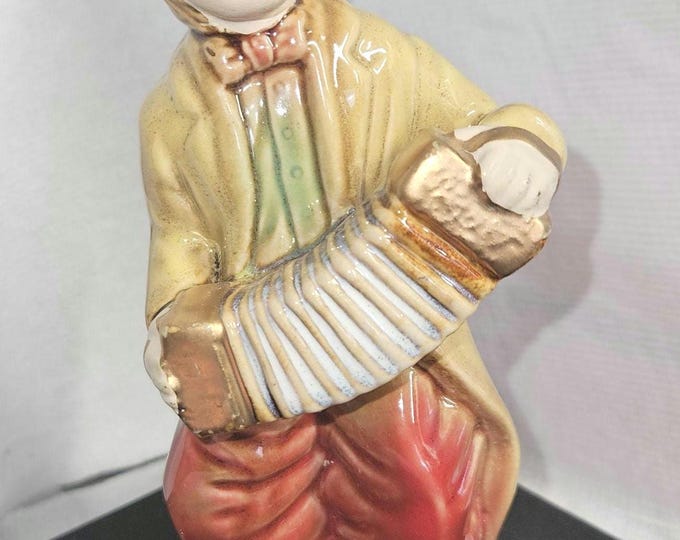 Vintage United Kingdom 1990s Holiday Boy CLown Figurine B7/7
