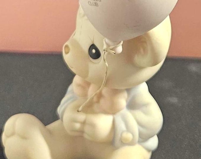 1988 Precious Moments figurine "Have A Beary Special Birthday"  Birthday club collectors B0004 Box 2/24