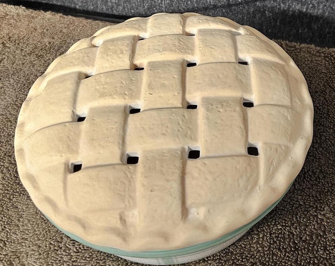 Mini 6 inch Ceramic lattice pie Potpourri or candy/Trinket dish. D7/18