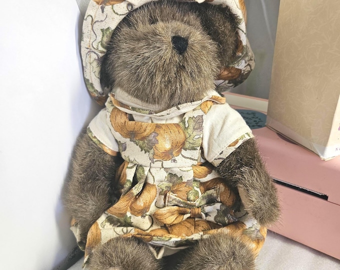 Limited Edition Longaber Boyds Bear Pumpkin