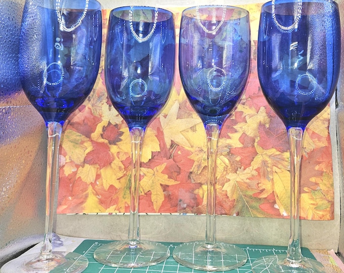 Vintage Set of 4 Cobalt Blue Crystal Wine Goblets With Clear stems B6/18
