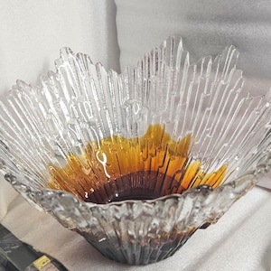 Revontulet (Northern Lights) art glass bowl, designed by Tauno Wirkkala, Finland.