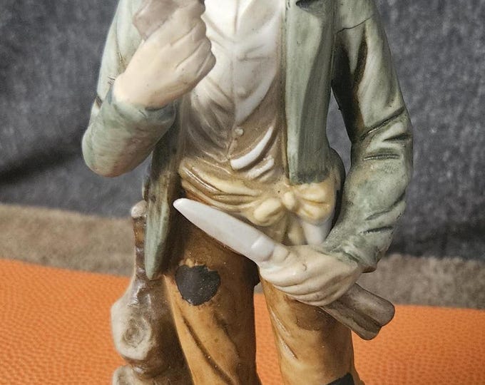Homco - Figurine Man with Pipe. A3/19