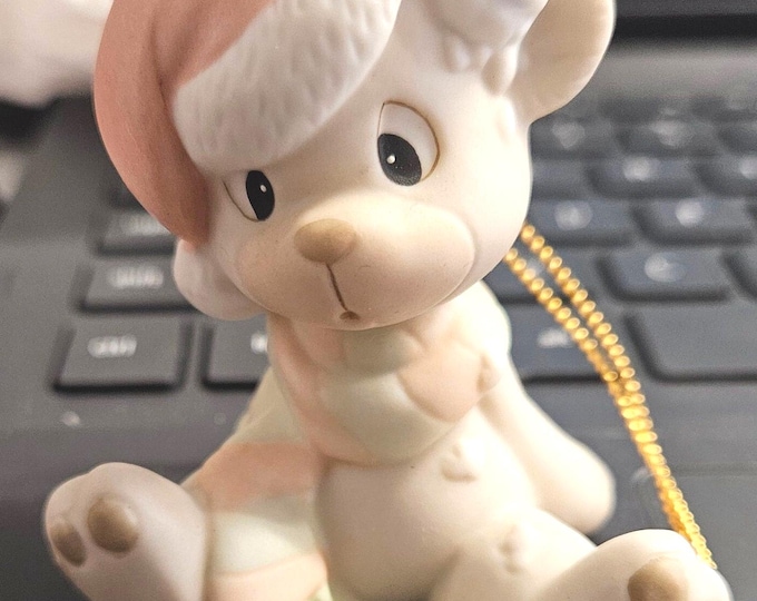 Vintage PRECIOUS MOMENTS Happy Holi-Daze porcelain ornament C7/12