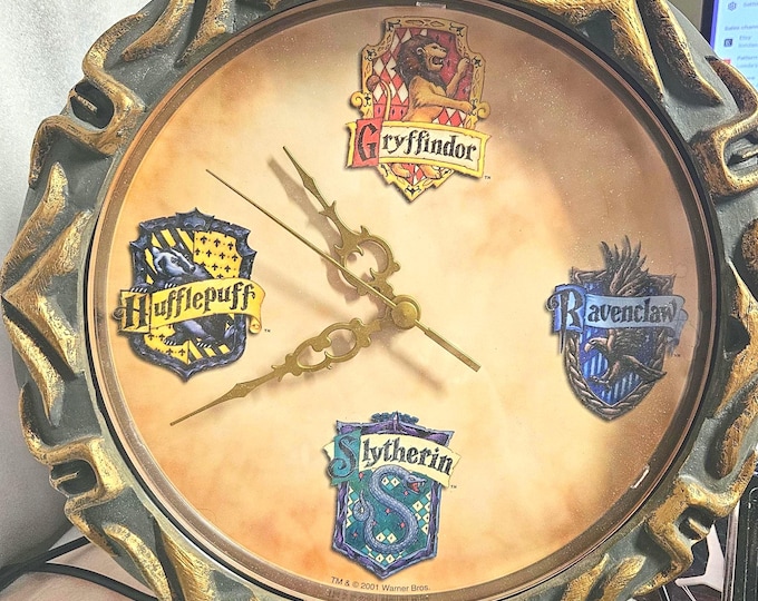 Rare 2001 Harry Potter Wall clock D2/6