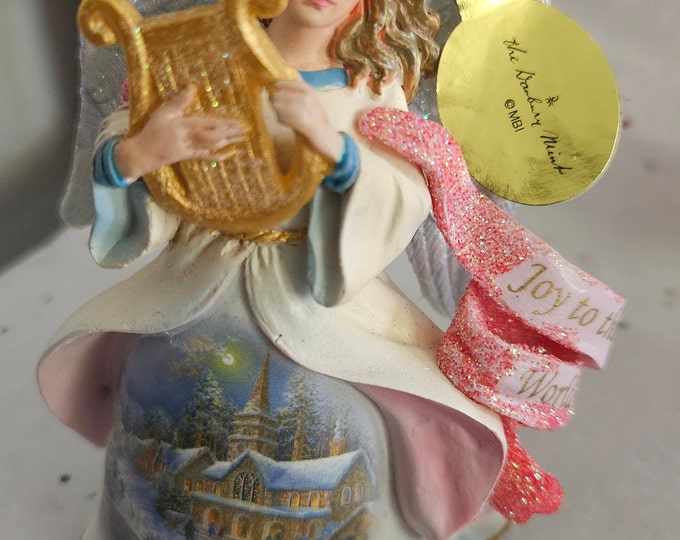 The Danbury Mint 4.5 Heavenly Angels Christmas Ornament Joy To The World A8/44