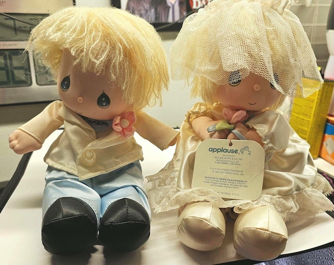 Vintage Precious Moments Musical Plush Bride & Groom dolls C2/11