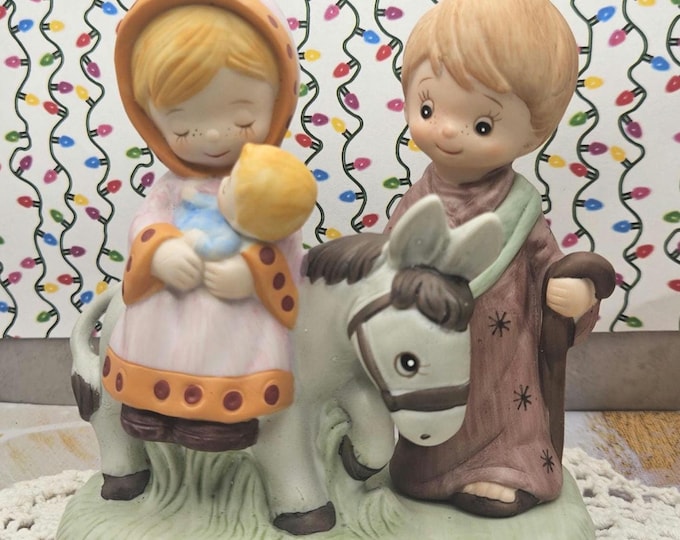 Vintage Flight to Egypt #5608 Joseph Mary Jesus Donkey Porcelain Figurine by HOMCO B1/14