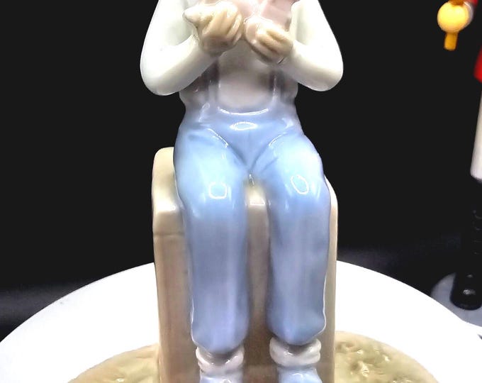 Vintage The Little Boy 1983 Flavia Weedn Figurine Japan Boy Holding Train B10/11