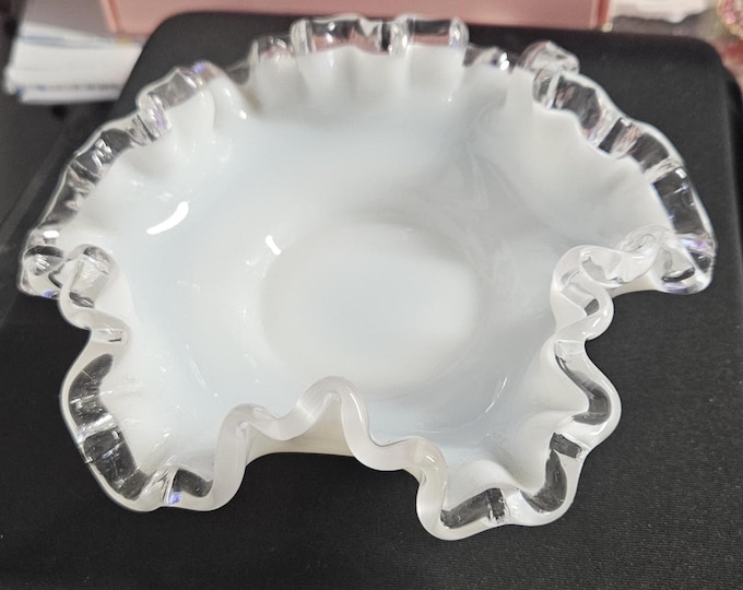 1950s Fenton Milk Glass Silver Crests Edge Bowl F5/8