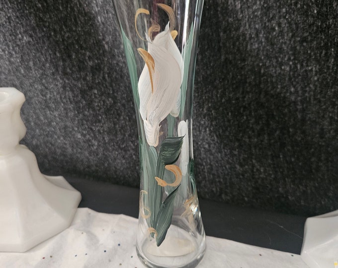 Rare hand painted vase by Paddy Stephenson